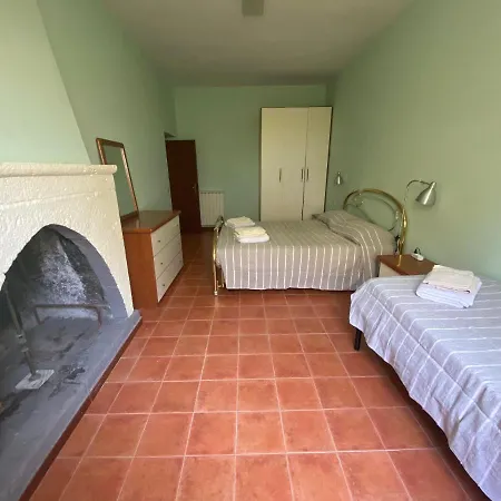 Casale Colle Dei Pini Апартаменты *